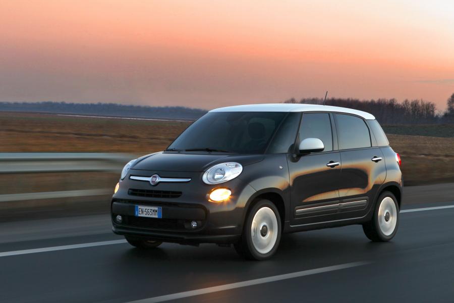  Fiat 500L 1.6 MJT 2013 года  (фото 40 из 47)